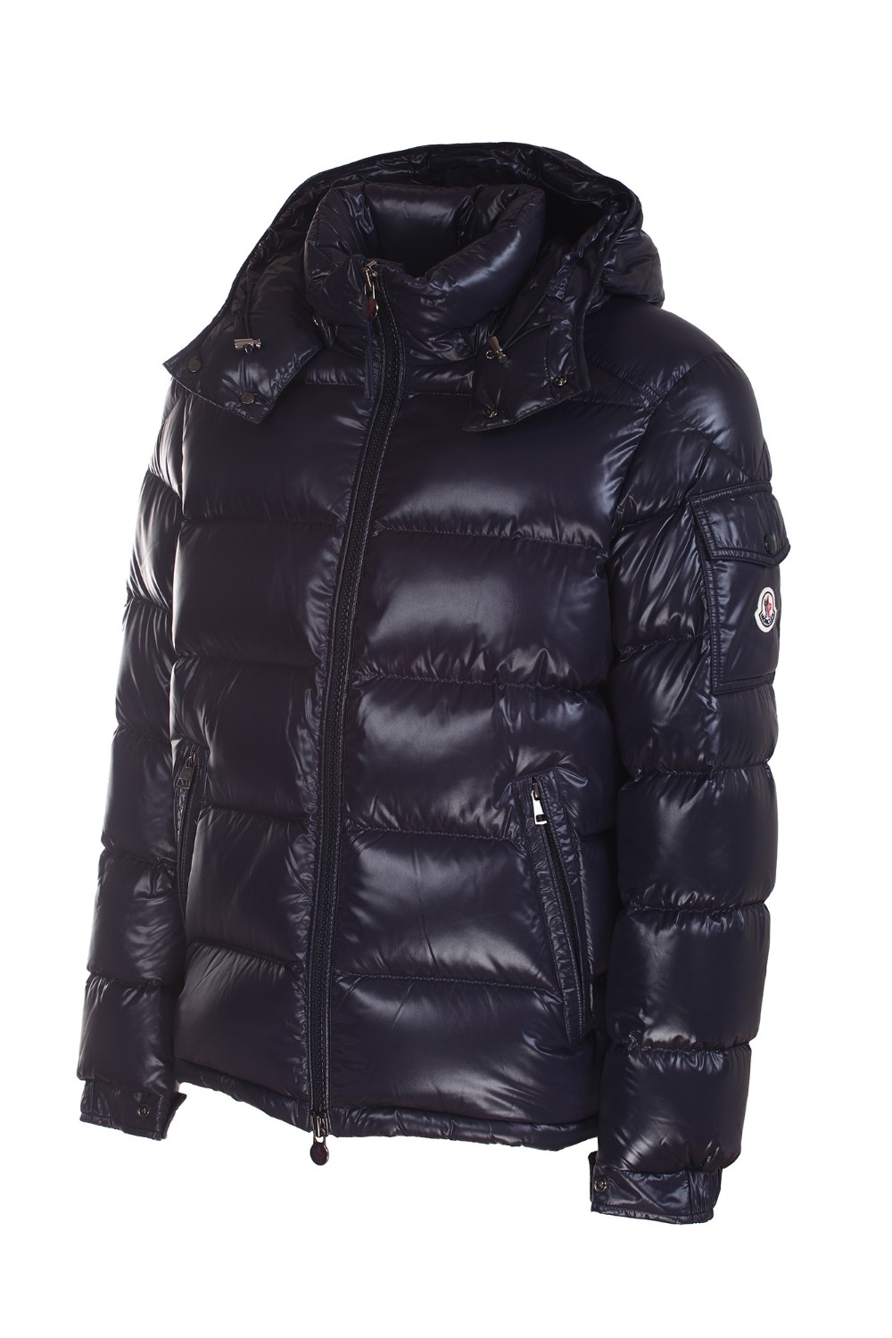 shop MONCLER Saldi Giacchetto: Moncler piumino corto Maya.
Realizzato in nylon laqué.
Fodera in nylon laqué.
Imbottitura in piuma e trapuntatura a boudin.
Cappuccio rimovibile e regolabile con coulisse elastica e bottoni a pressione.
Chiusura anteriore con zip a doppio cursore.
Tasche esterne e interne con zip.
Polsi elasticizzati, regolabili con bottone a pressione.
Fondo del capo con coulisse.
Taschino applicato con patta sulla manica.
Logo Moncler in feltro sulla manica.
Composizione: 100% Poliammide.
Composizione imbottitura: 90% Piumino 10% Piuma.
Fabbricato in Romania.. MAYA 1A53600 68950-742 number 4824060